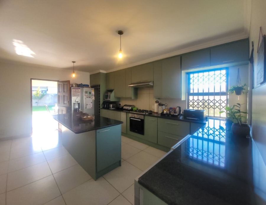 3 Bedroom Property for Sale in Van Der Hoff Park North West